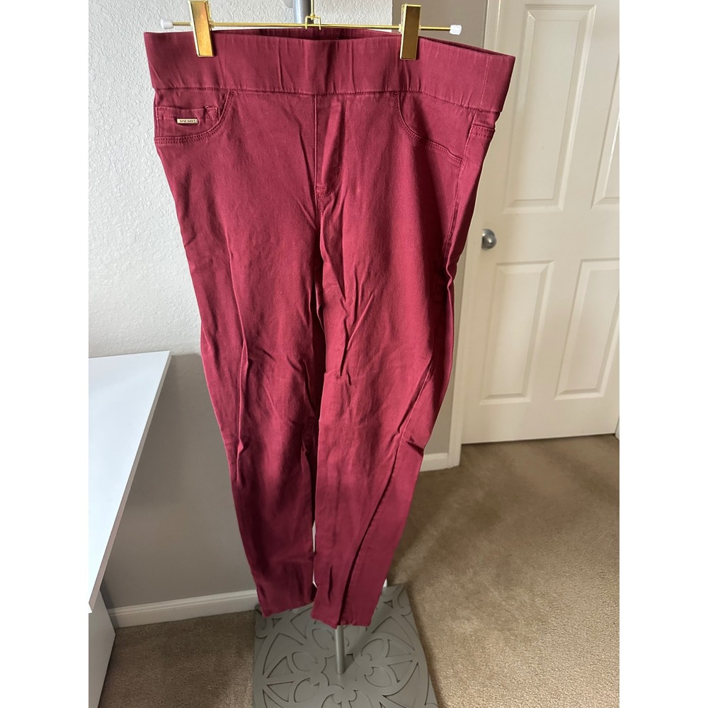 Nine West Jeans Pants Women 6 Burgundy Excellent Slim Fit Pull On Stretch